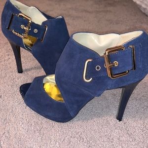 Nine West blue suede heels